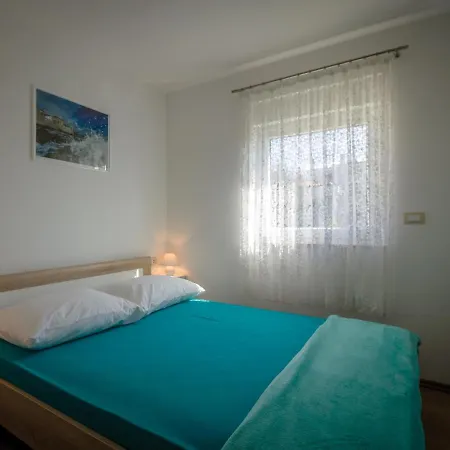 Riva Beach View 2 Apartment